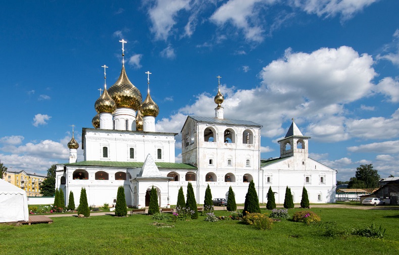 Воскресенский монастырь Углич