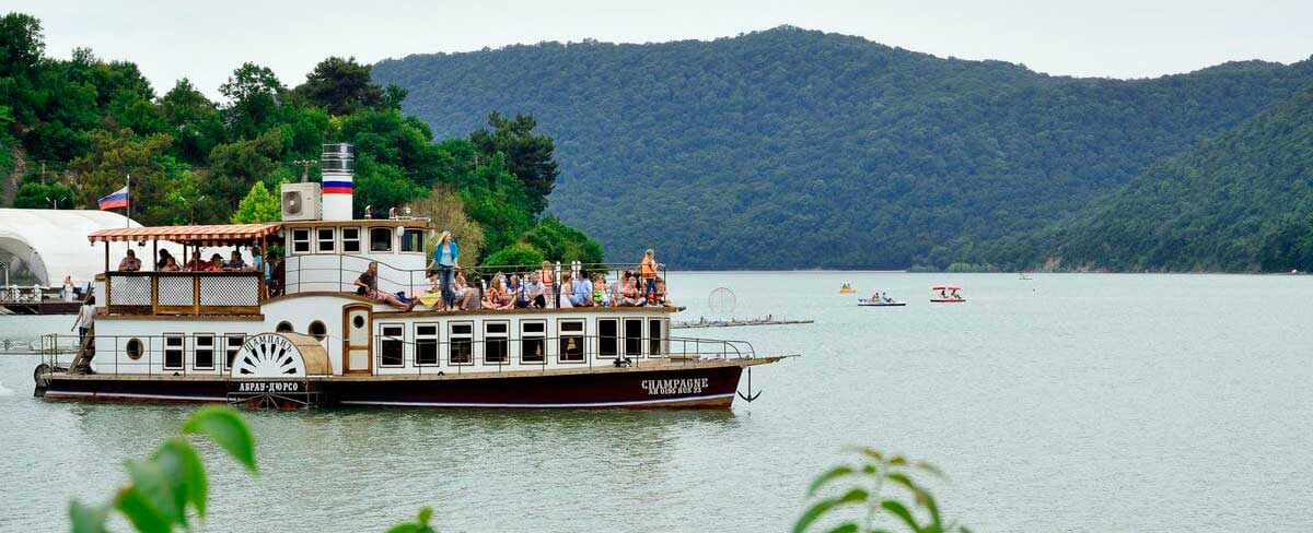 Ретро-теплоход «Шампань»