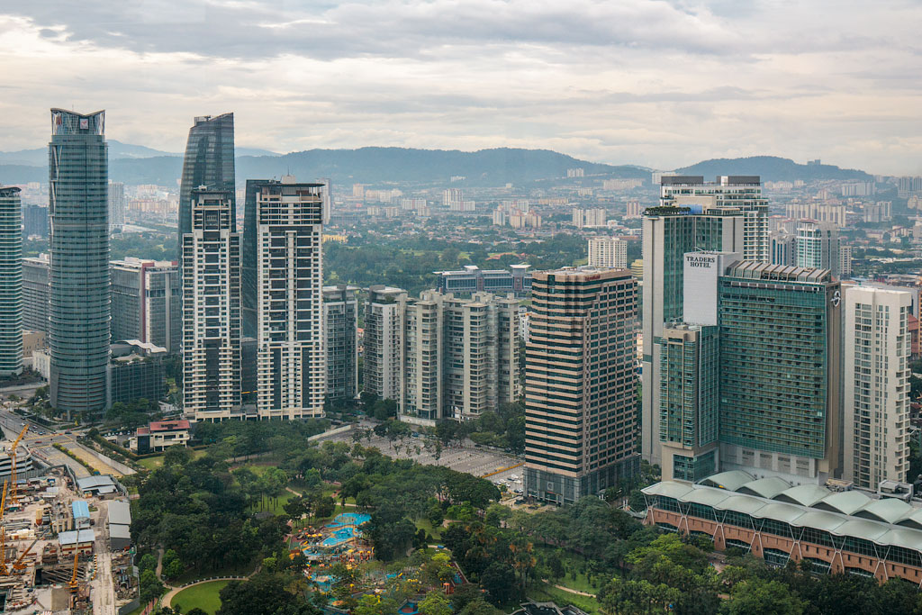 Что посмотреть в Куала-Лумпур. Интересные факты о башнях Петронас.