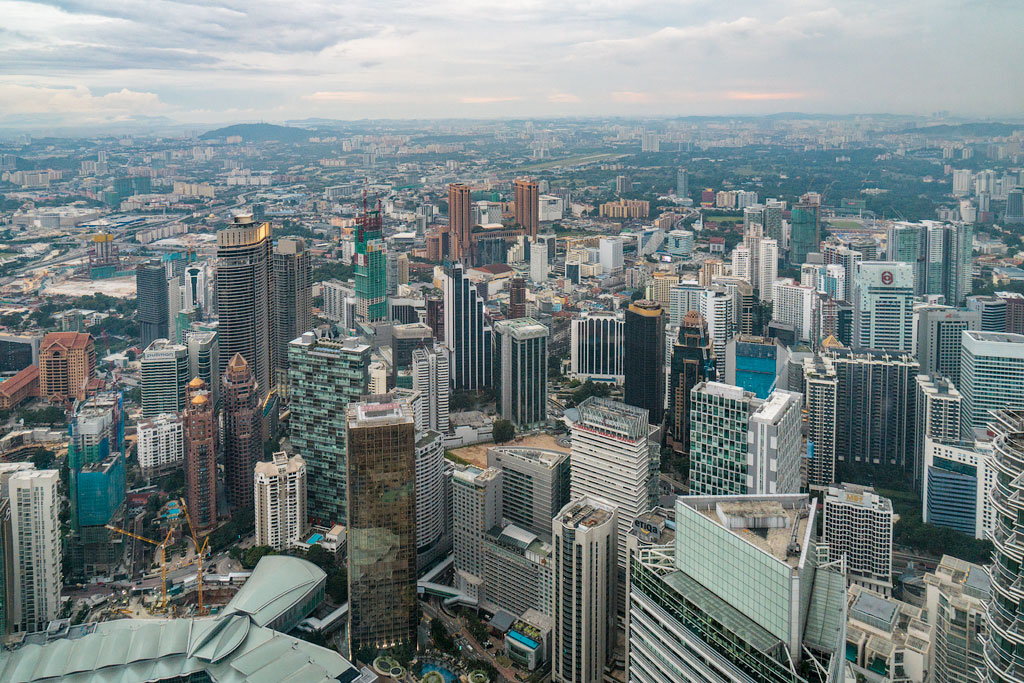 Что посмотреть в Куала-Лумпур. Интересные факты о башнях Петронас.