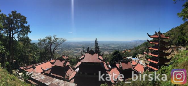 Вид с горы Таку