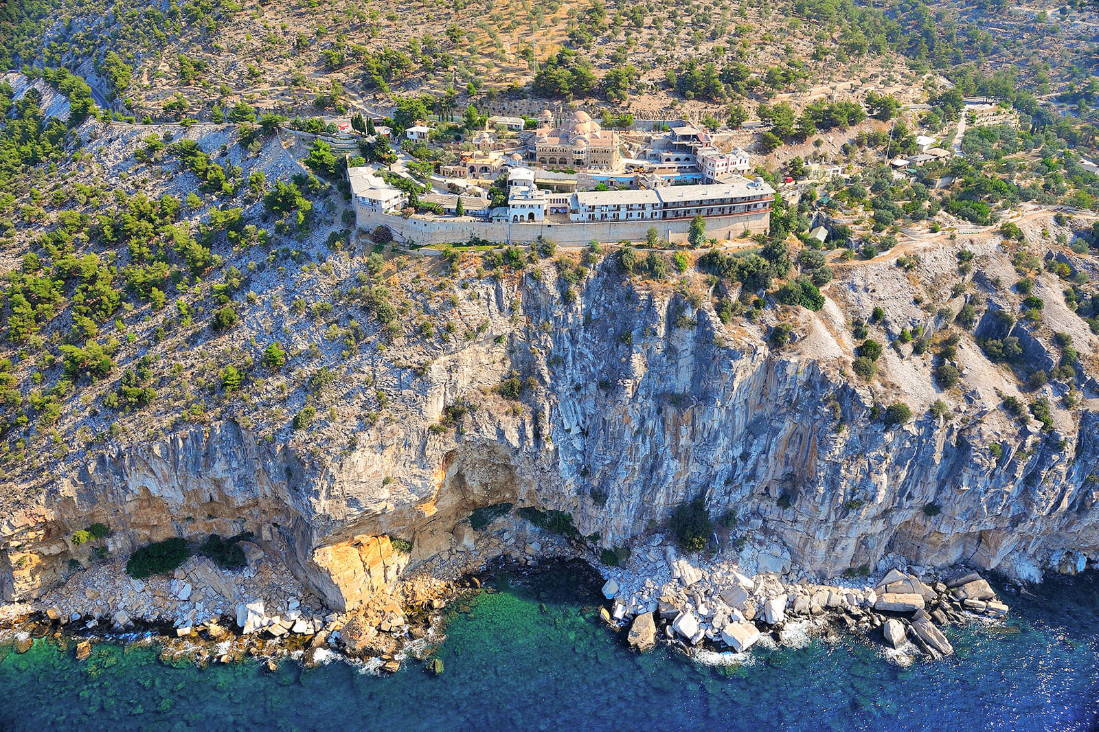 Монастырь Архангела Михаила