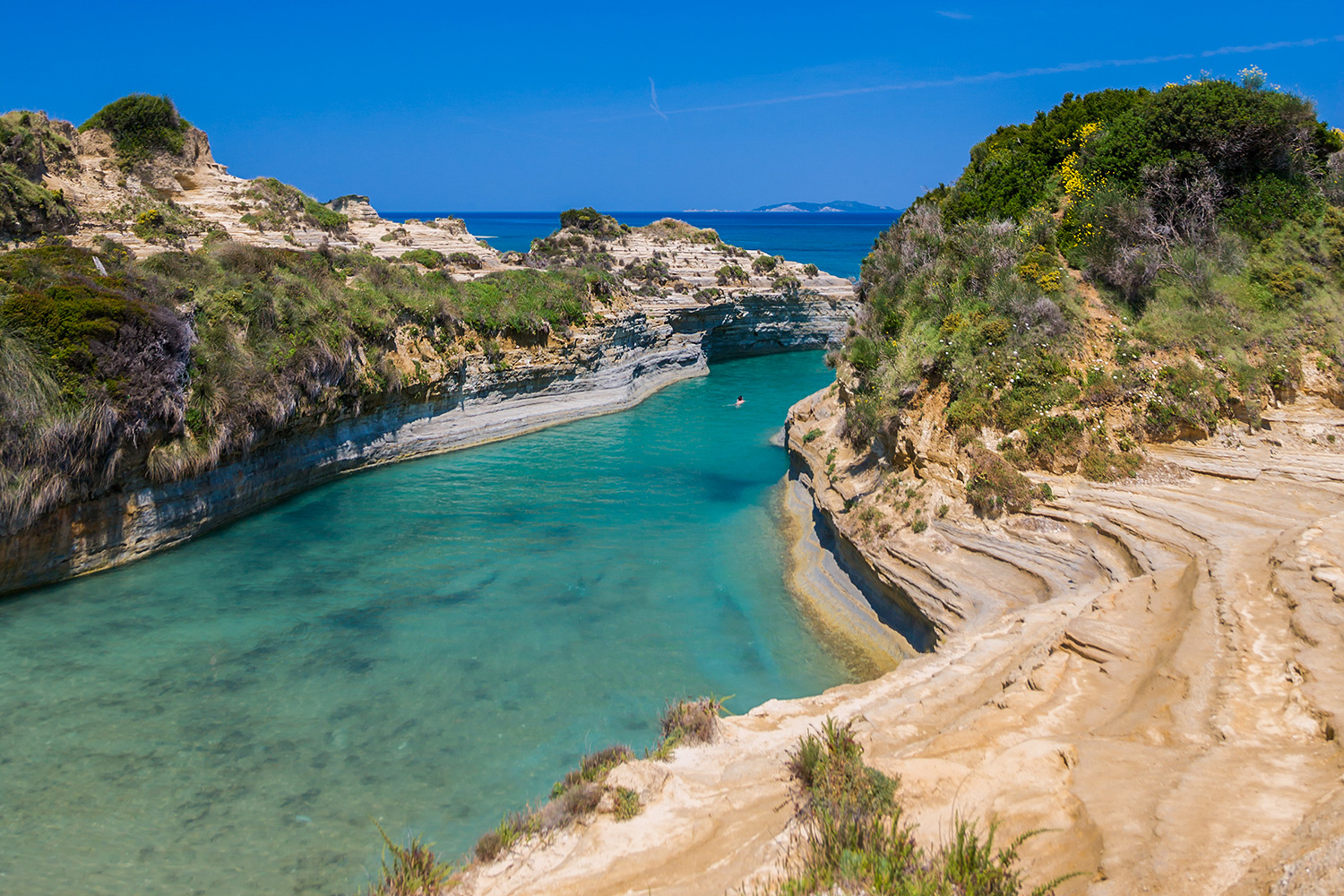 Канал любви в северной части Сидари