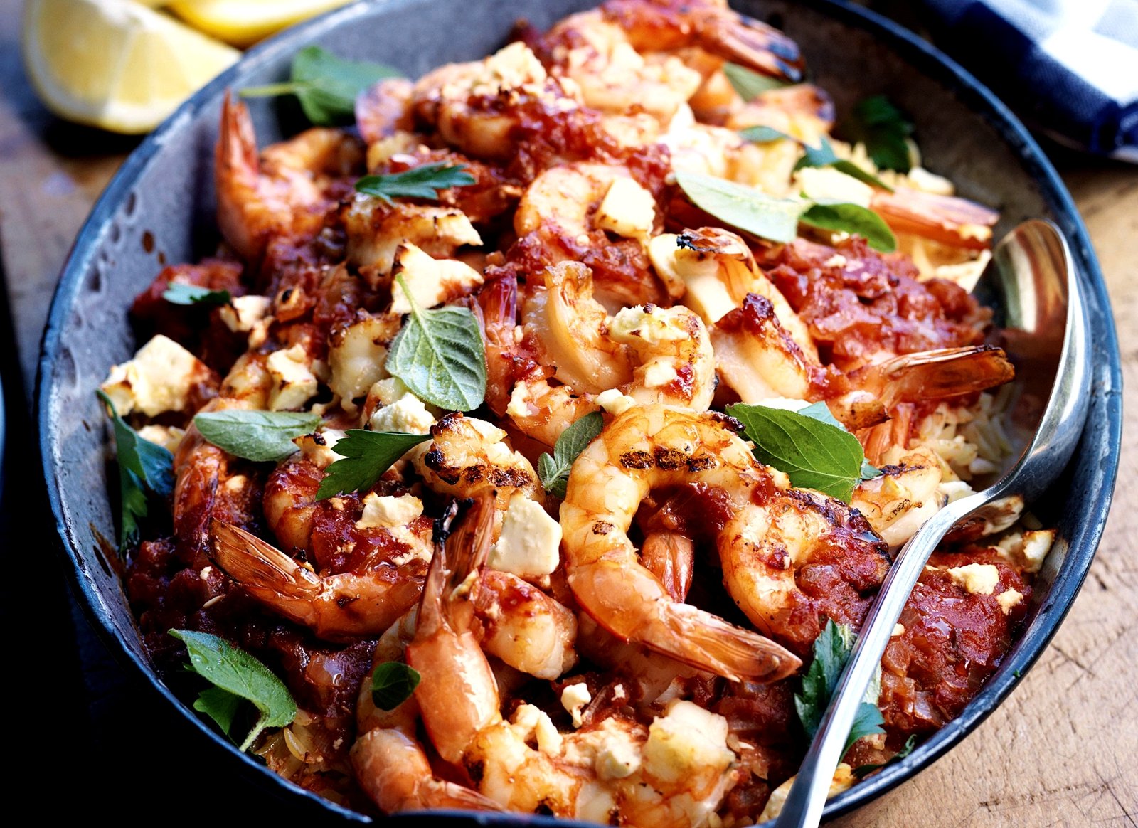 Креветки Саганаки