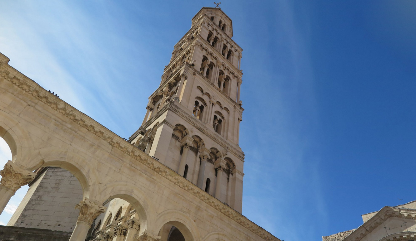 Колокольня Святого Домна