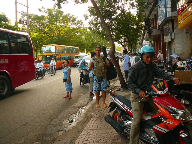 Автобус Хошимин -Пномпень