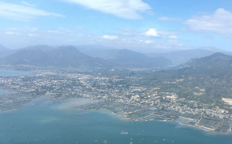 Город Камрань и бухта