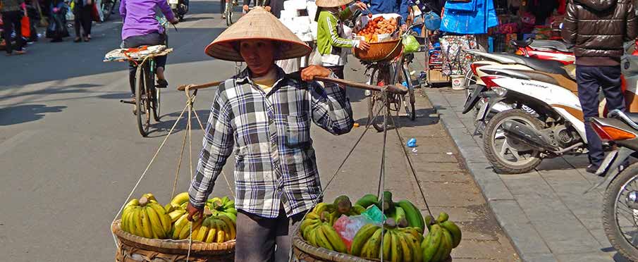 vietnam-hanoi-street