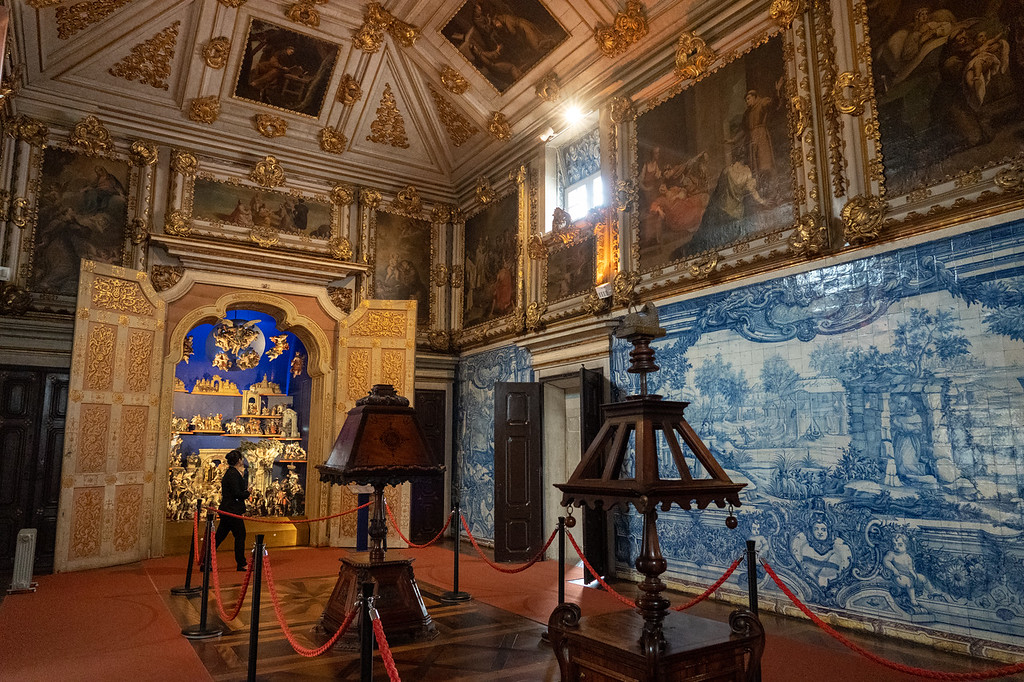 Inside the National Azulejo Museum