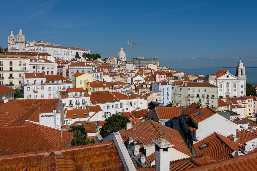 Miradouro das Portas do Sol in Lisbon