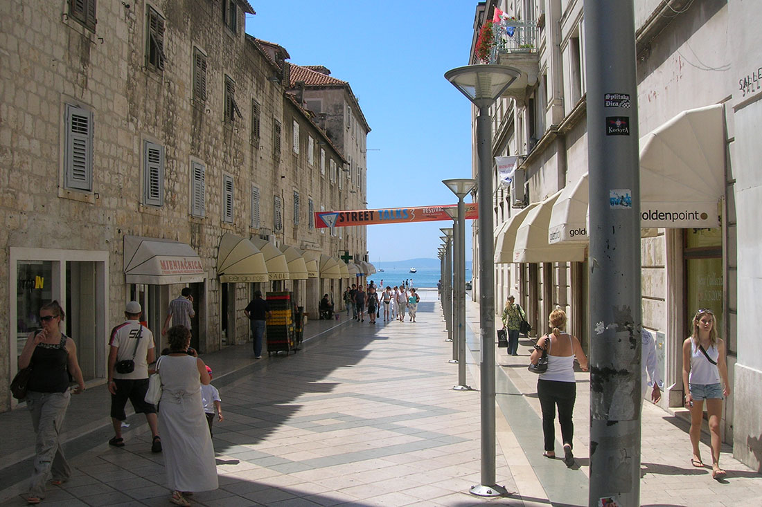 Улица Мармонтова