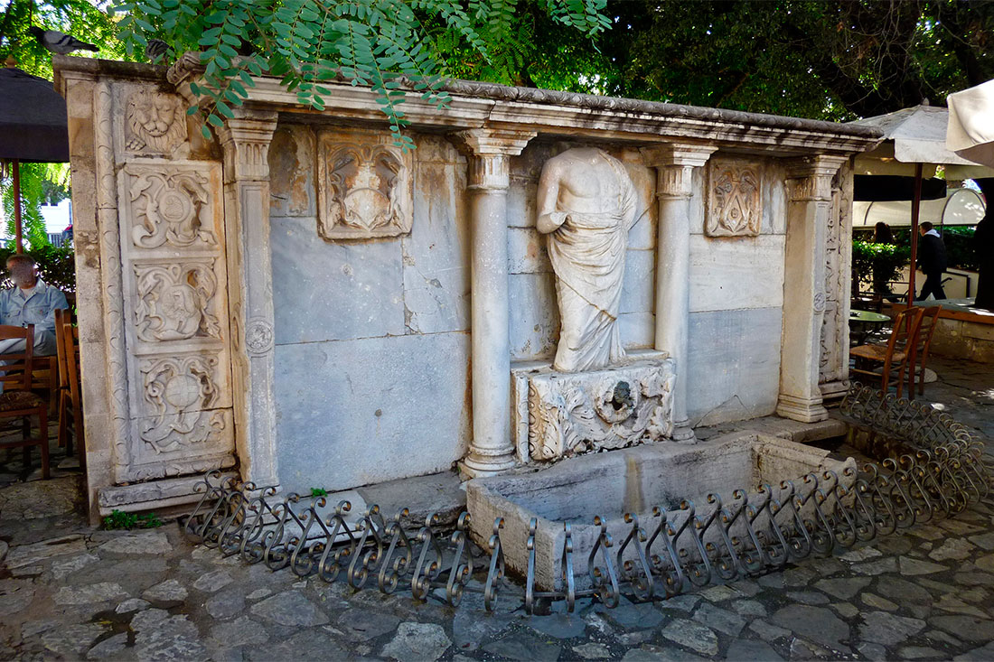 Фонтан Бембо