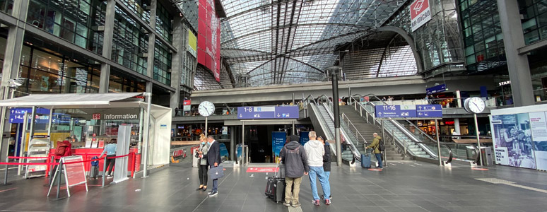 Inside Berlin Hbf