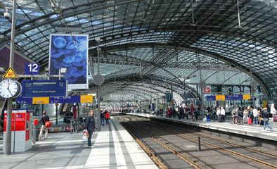 Berlin Hbf platforms 11-16